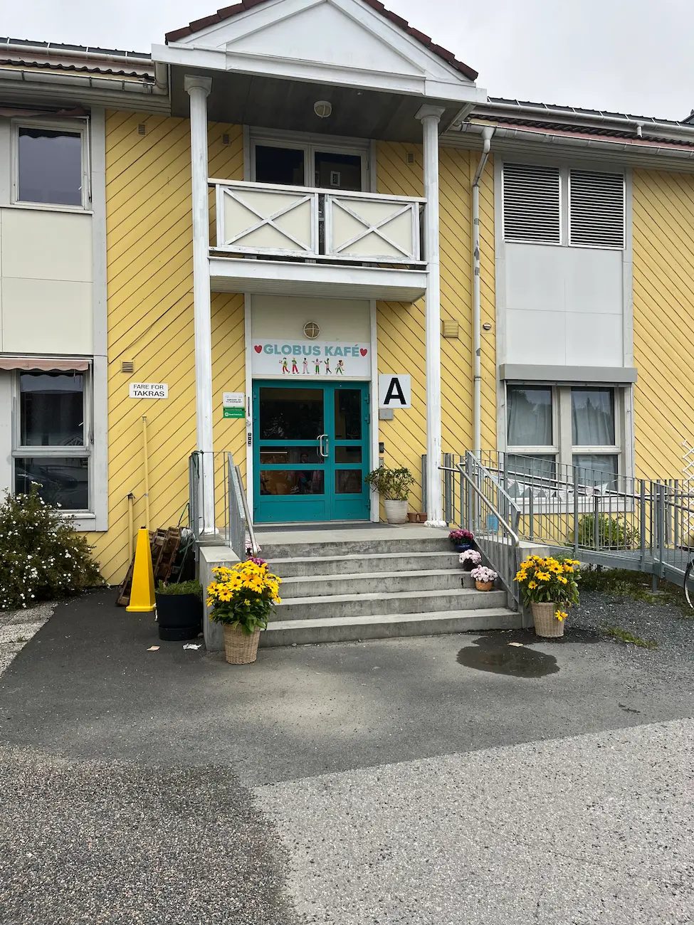Inngangen til Folkets Hus